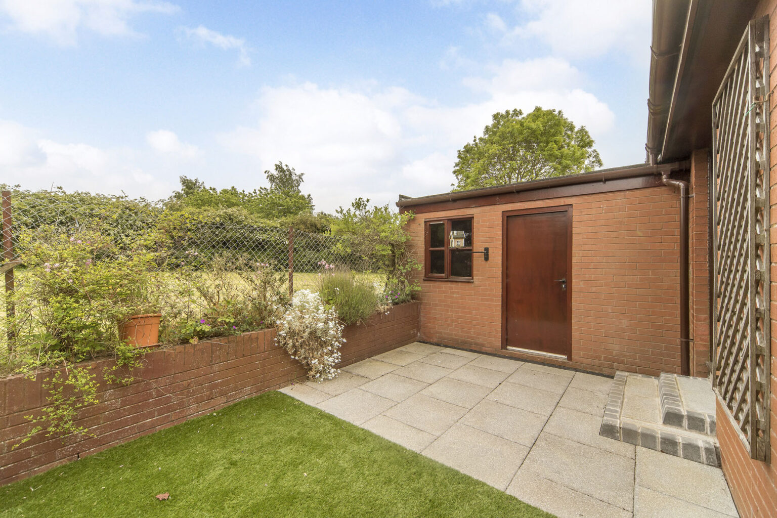 13 The Quarryknowes, Bo’ness, EH51 0QJ Liddle & Anderson